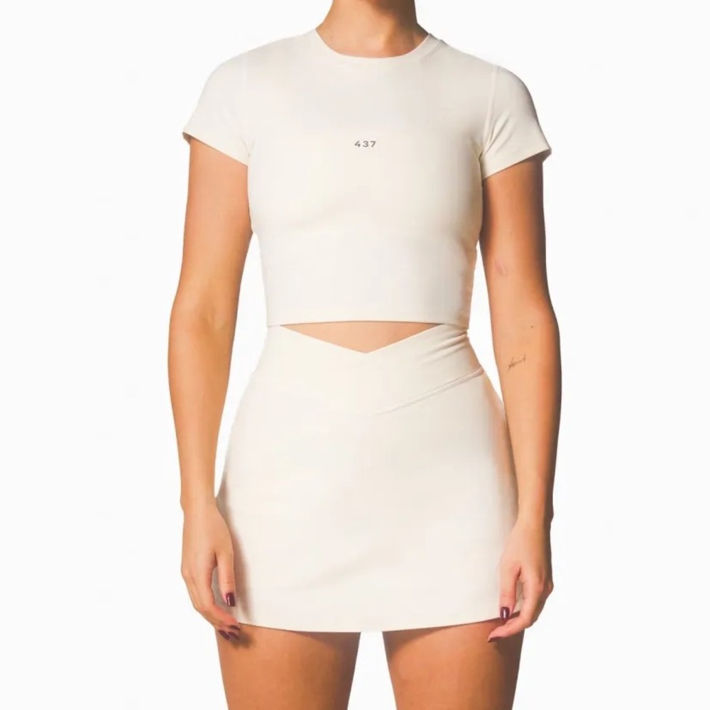 437 US Medium Warmup Top Crème